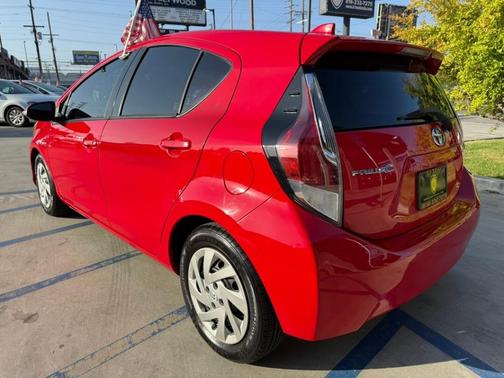 2015 Toyota Prius c Three