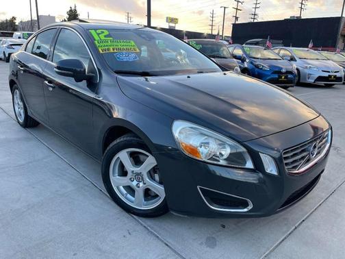 2012 Volvo S60 T5 Premier