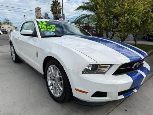 2012 Ford Mustang V6