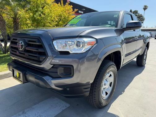 2019 Toyota Tacoma SR