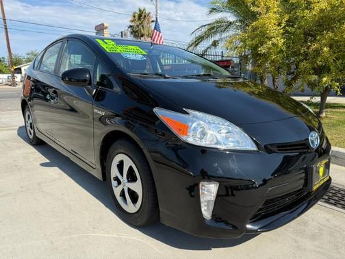 Black 2015 Toyota Prius Three