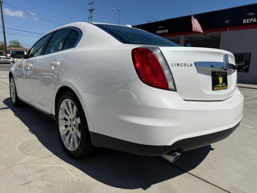 White 2011 Lincoln MKS Base