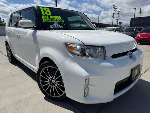 2013 Scion xB Base