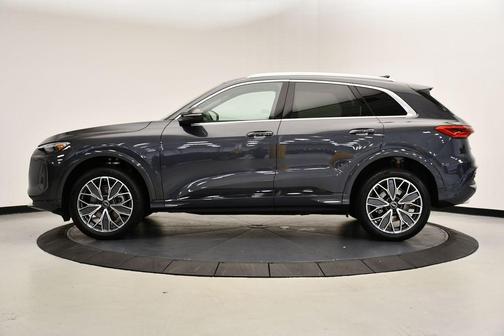 2025 Audi Q5 2.0T quattro Premium
