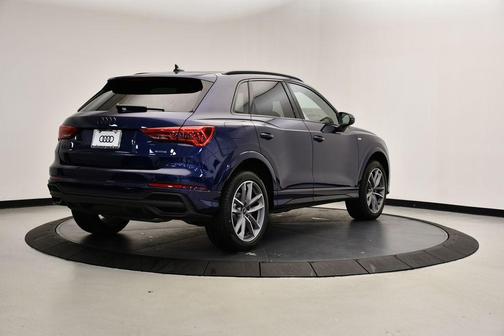 2025 Audi Q3 45 S line Premium