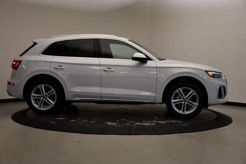 2025 Audi Q5 55 S line quattro Premium