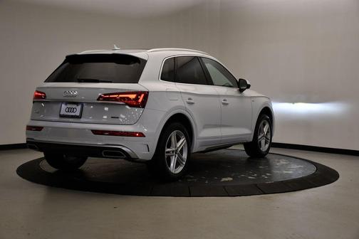 2025 Audi Q5 55 S line quattro Premium
