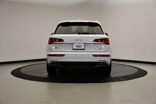 2022 Audi Q5 45 S line quattro Premium
