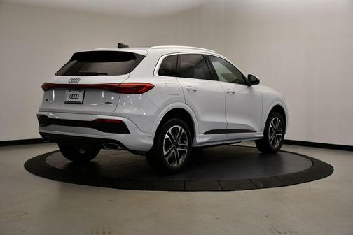 2025 Audi Q5 2.0T quattro Premium