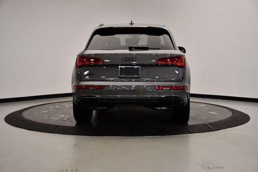 2025 Audi Q5 45 S line quattro Premium