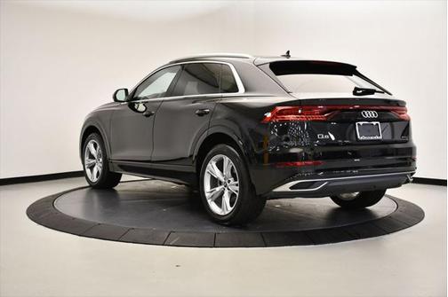 2022 Audi Q8 Premium Plus 55 TFSI quattro Tiptronic