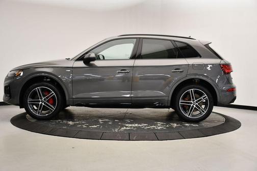2025 Audi Q5 55 S line quattro Premium