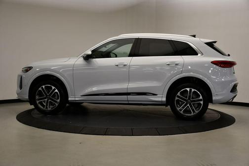 2025 Audi Q5 2.0T quattro Premium