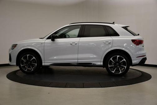 2025 Audi Q3 45 S line Premium