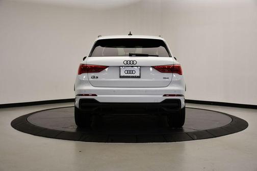 2025 Audi Q3 45 S line Premium