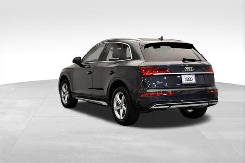 2023 Audi Q5 Premium 40 TFSI quattro S tronic