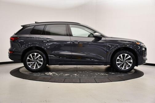 2025 Audi Q6 e-tron Premium