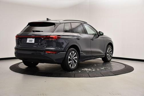 2025 Audi Q6 e-tron Premium