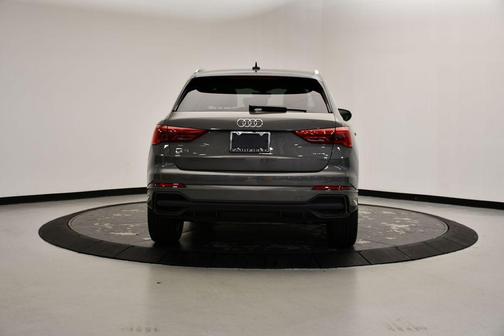2025 Audi Q3 45 S line Premium