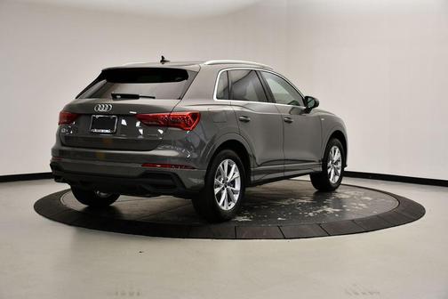 2025 Audi Q3 45 S line Premium