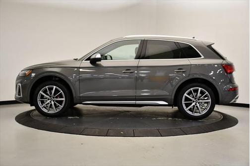 2023 Audi SQ5 Premium TFSI quattro Tiptronic