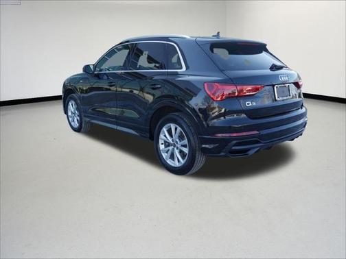 2021 Audi Q3 Premium Plus 45 TFSI S line quattro Tiptronic