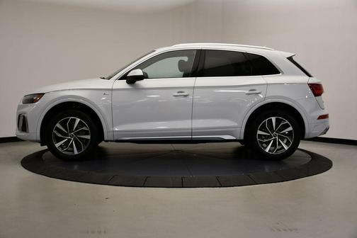2022 Audi Q5 45 S line Premium Plus