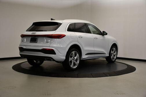 2025 Audi Q5 2.0T quattro Premium