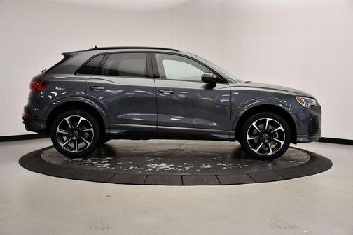 2025 Audi Q3 45 S line Premium