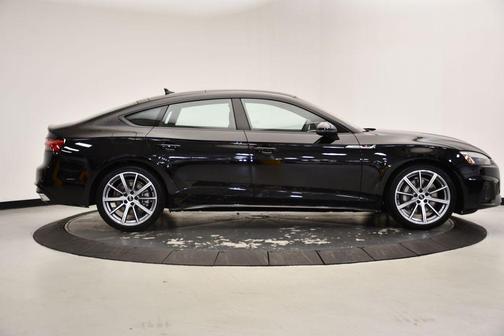 2025 Audi A5 Sportback 45 S line quattro Premium