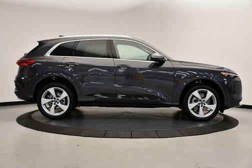2025 Audi Q5 2.0T quattro Premium