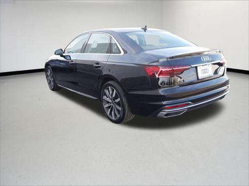 2023 Audi A4 Premium 40 TFSI quattro S tronic