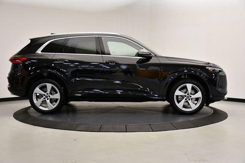 2025 Audi Q5 2.0T quattro Premium
