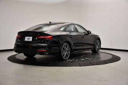 2025 Audi A5 Sportback 45 S line quattro Premium