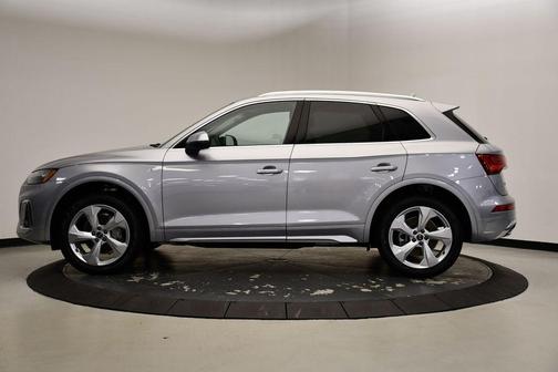 2025 Audi Q5 45 S line quattro Premium