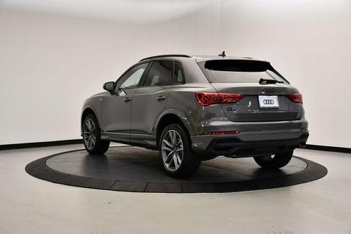 2025 Audi Q3 45 S line Premium