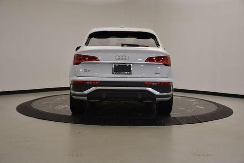 2023 Audi Q5 45 S line quattro Premium