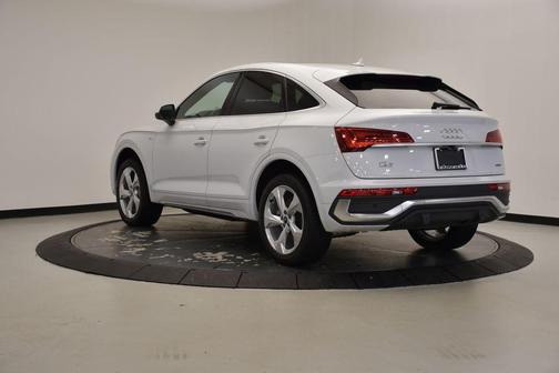 2023 Audi Q5 45 S line quattro Premium
