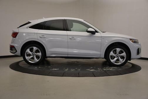 2023 Audi Q5 45 S line quattro Premium