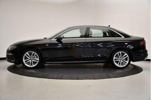 2023 Audi A4 Premium Plus 45 TFSI S line quattro S tronic