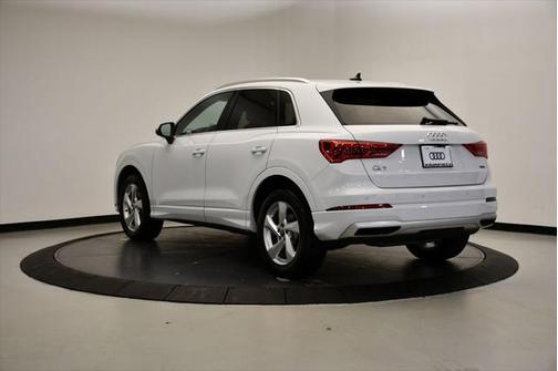 2022 Audi Q3 Premium 40 TFSI quattro Tiptronic