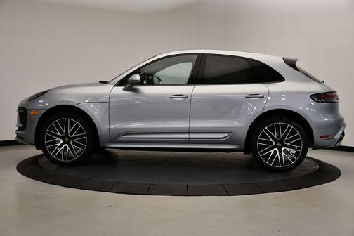 2022 Porsche Macan S