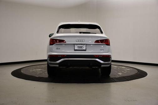 2025 Audi Q5 45 S line quattro Premium