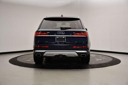 2025 Audi Q7 45 Premium Plus