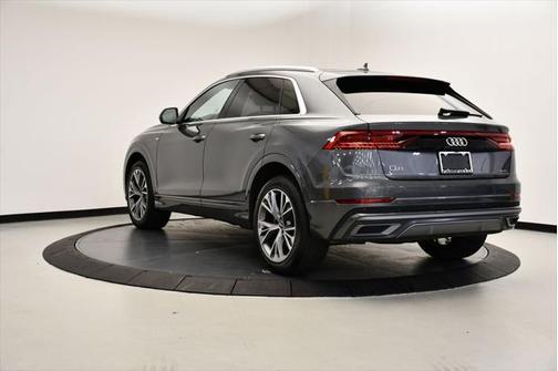 2021 Audi Q8 Premium Plus 55 TFSI quattro Tiptronic