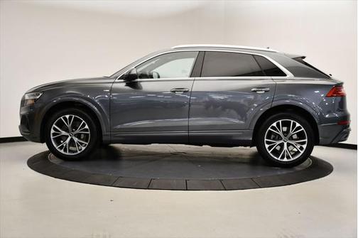2021 Audi Q8 Premium Plus 55 TFSI quattro Tiptronic