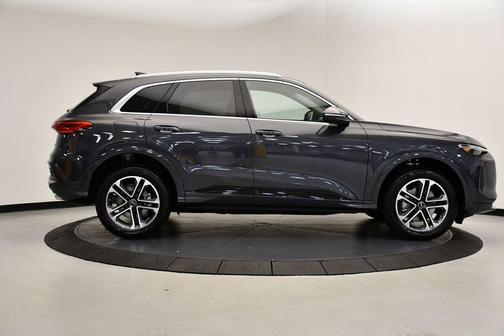 2025 Audi Q5 2.0T quattro Premium