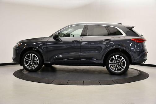 2025 Audi Q5 2.0T quattro Premium