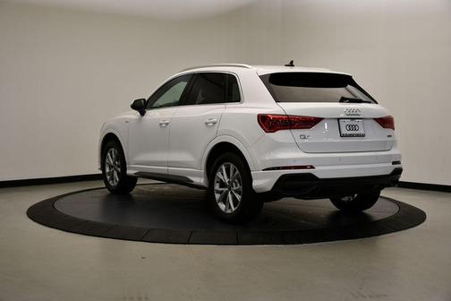 2022 Audi Q3 45 S line Premium