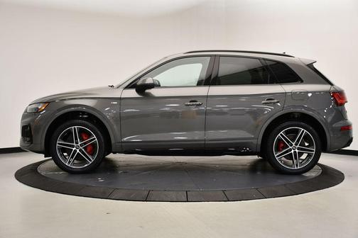 2025 Audi Q5 55 S line quattro Premium